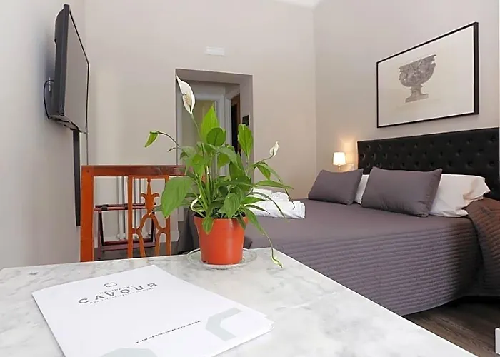 Acomodação com café da manhã  Residenza Cavour 3*